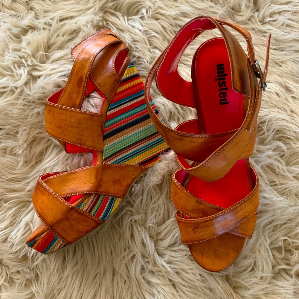 Unlisted by Kenneth Cole: Bend the Rules wedge sandal. Multi color, size 9.5M
